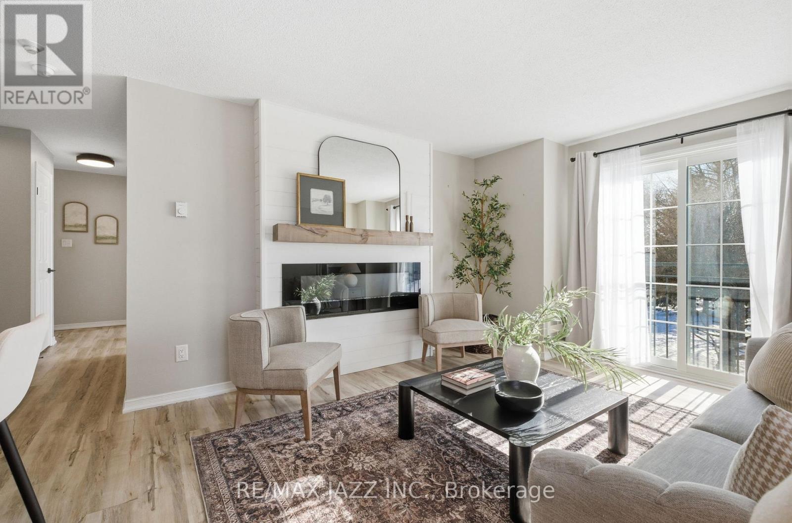 210 - 87 Aspen Springs Drive, Clarington, Ontario  L1C 5J8 - Photo 6 - E12761776