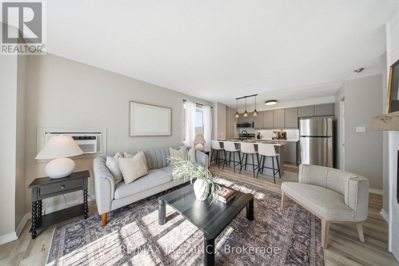 210 - 87 Aspen Springs Drive, Clarington, Ontario  L1C 5J8 - Photo 9 - E12761776