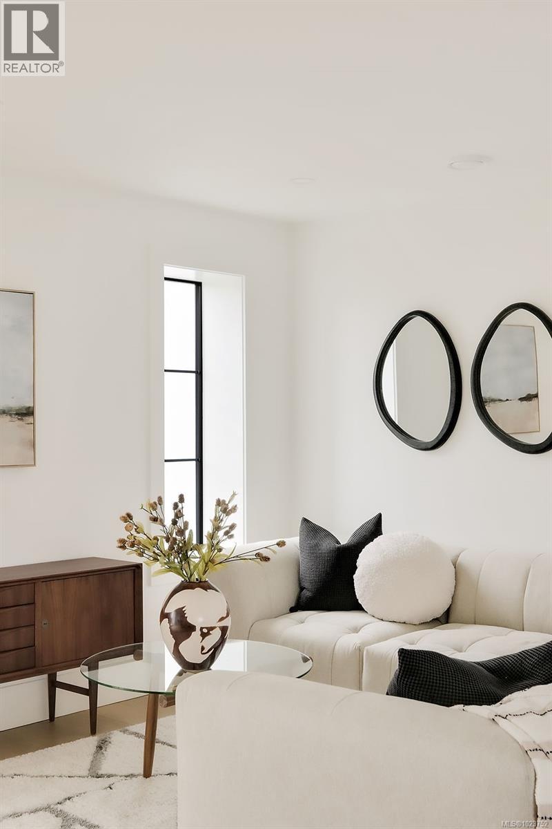 3 2268 Bowker Ave, Oak Bay, British Columbia  V8R 2E4 - Photo 28 - 1023752