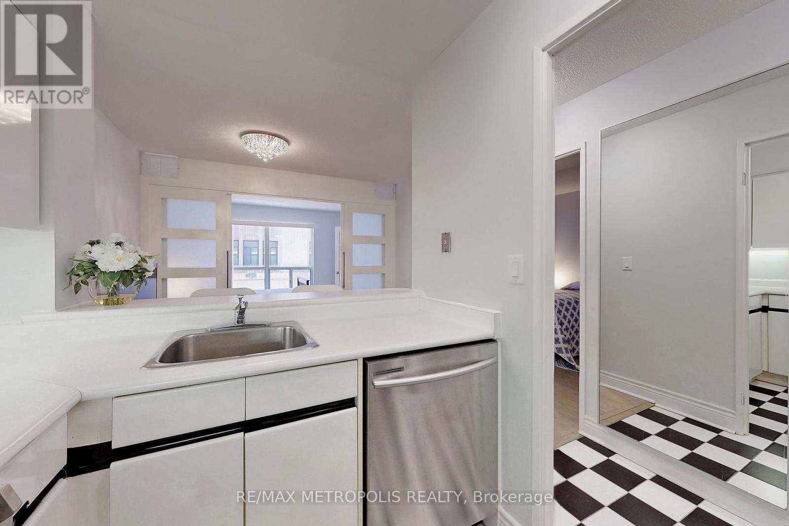 309 - 7 Carlton Street, Toronto, Ontario  M5B 2M3 - Photo 12 - C12769196