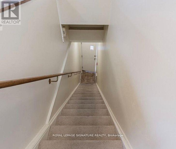 A - 208 Carlton Street, Toronto, Ontario  M5A 2L1 - Photo 2 - C12769208