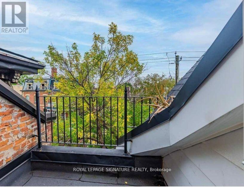 A - 208 Carlton Street, Toronto, Ontario  M5A 2L1 - Photo 20 - C12769208