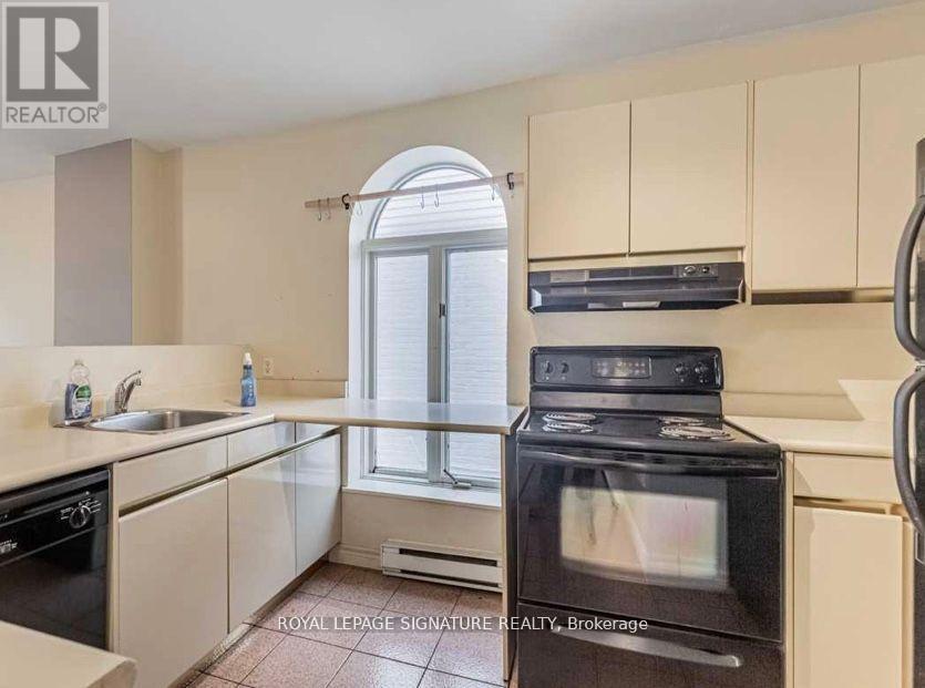 A - 208 Carlton Street, Toronto, Ontario  M5A 2L1 - Photo 6 - C12769208