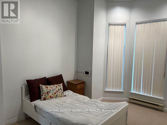 Main - 208 Carlton Street, Toronto, Ontario  M5A 2L1 - Photo 3 - C12769212