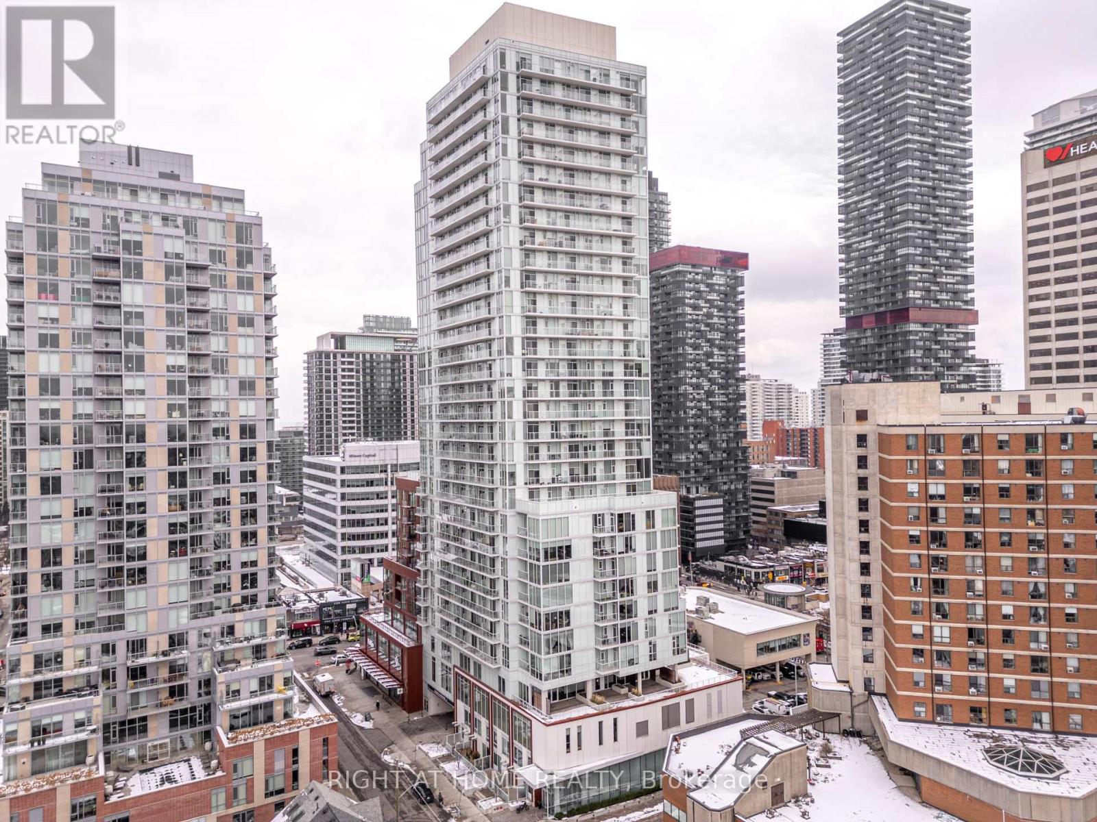 1806 - 33 Helendale Avenue, Toronto, Ontario  M4R 0A4 - Photo 18 - C12769230