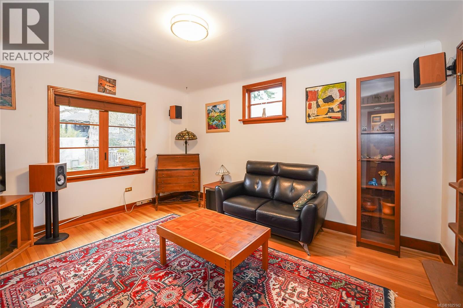 1166 Burdett Ave, Victoria, British Columbia  V8V 3H2 - Photo 44 - 1025142