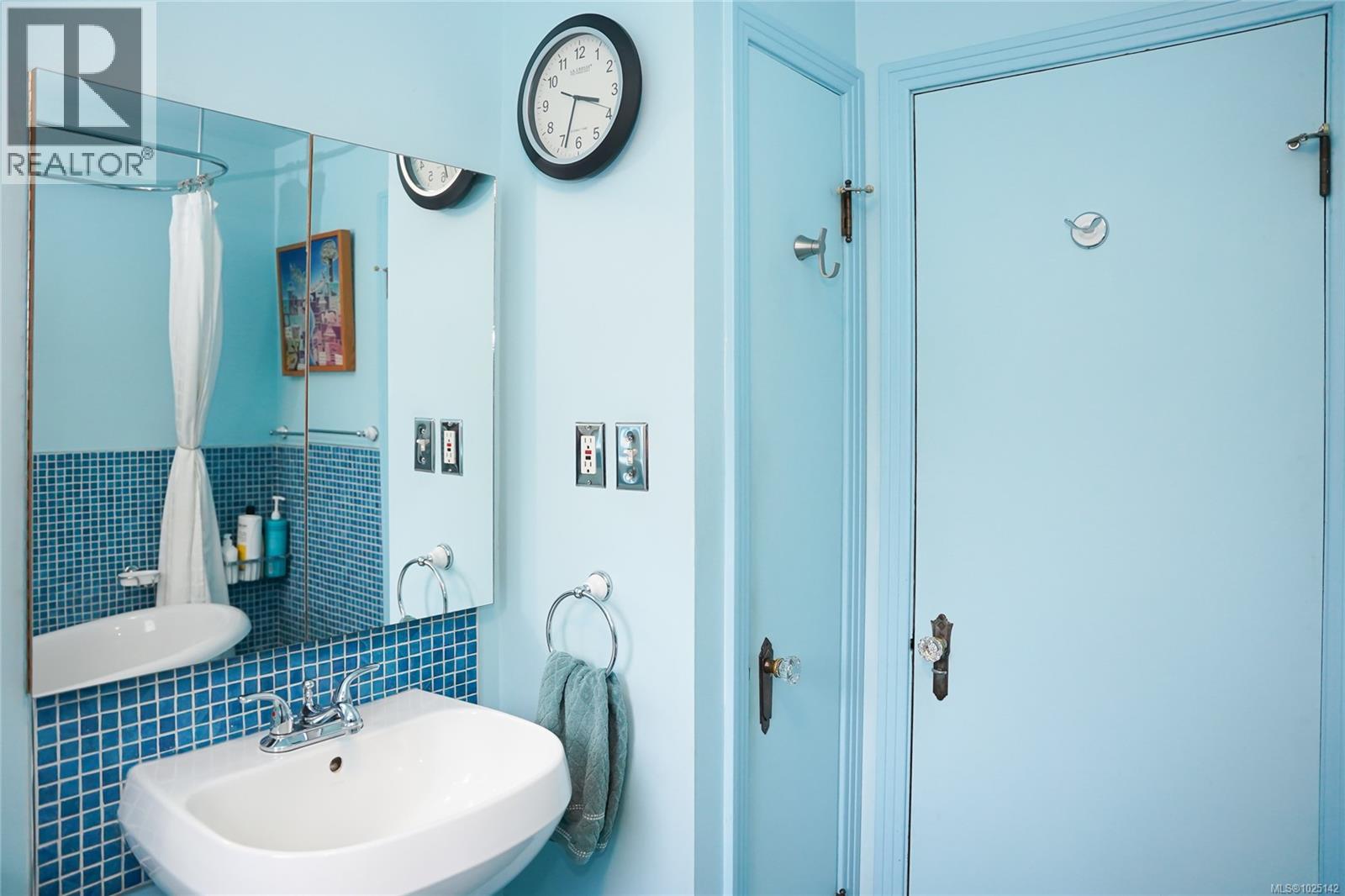 1166 Burdett Ave, Victoria, British Columbia  V8V 3H2 - Photo 47 - 1025142