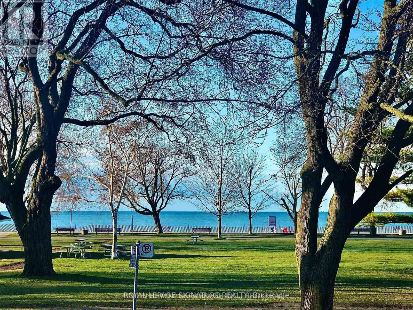 LOWER - 20 KEW BEACH AVENUE, Toronto, Ontario