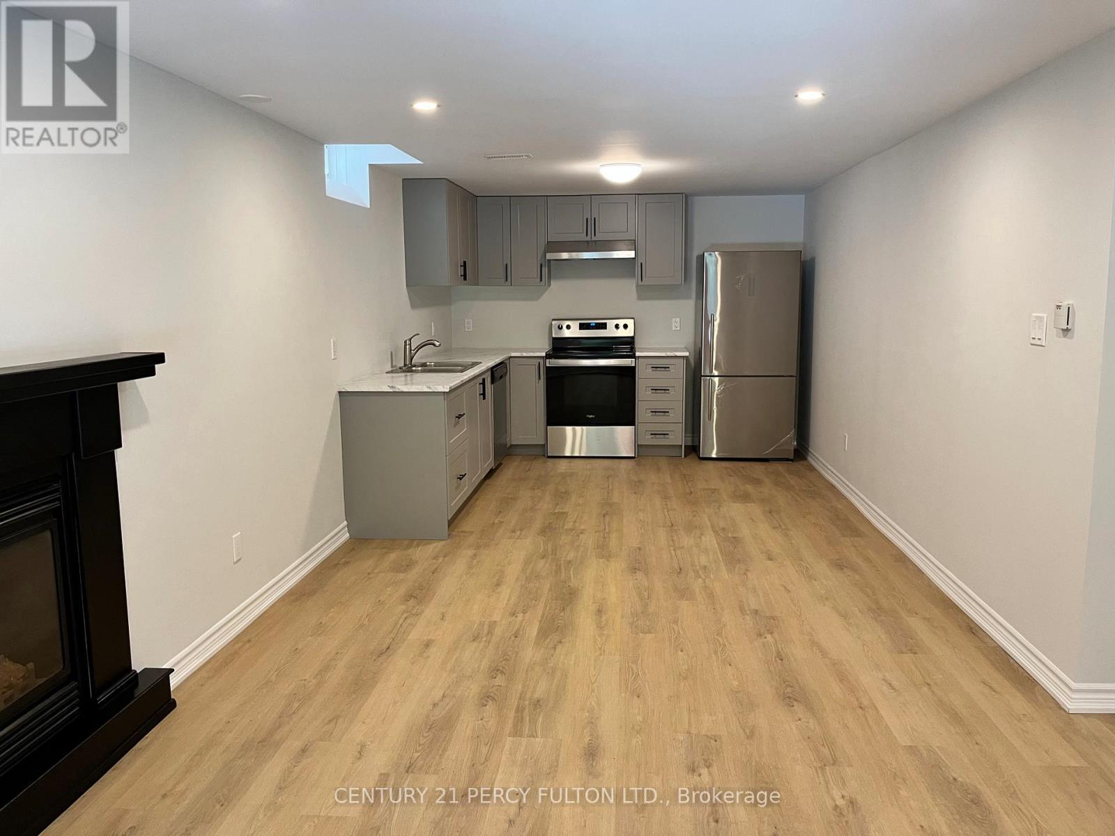 Bsmt - 445 Prestwick Drive, Oshawa, Ontario  L1J 7R2 - Photo 3 - E12769226