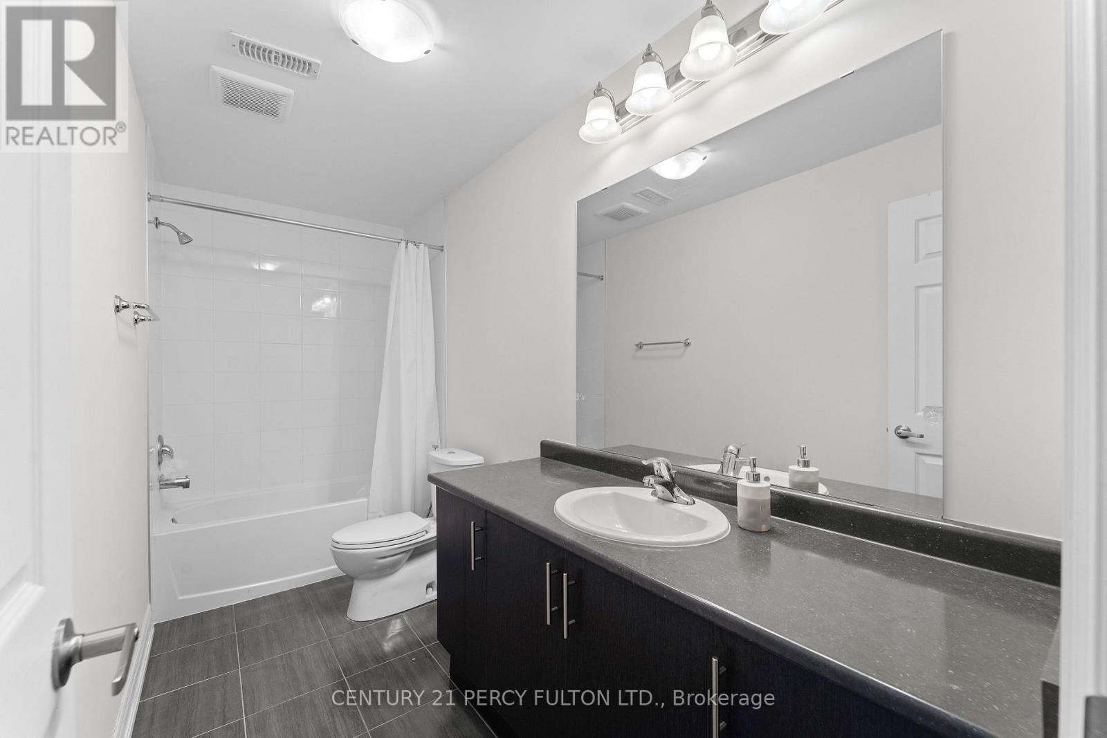 Basement Apartment - 49 Christine Elliott Avenue, Whitby, Ontario  L1P 0B8 - Photo 10 - E12769232