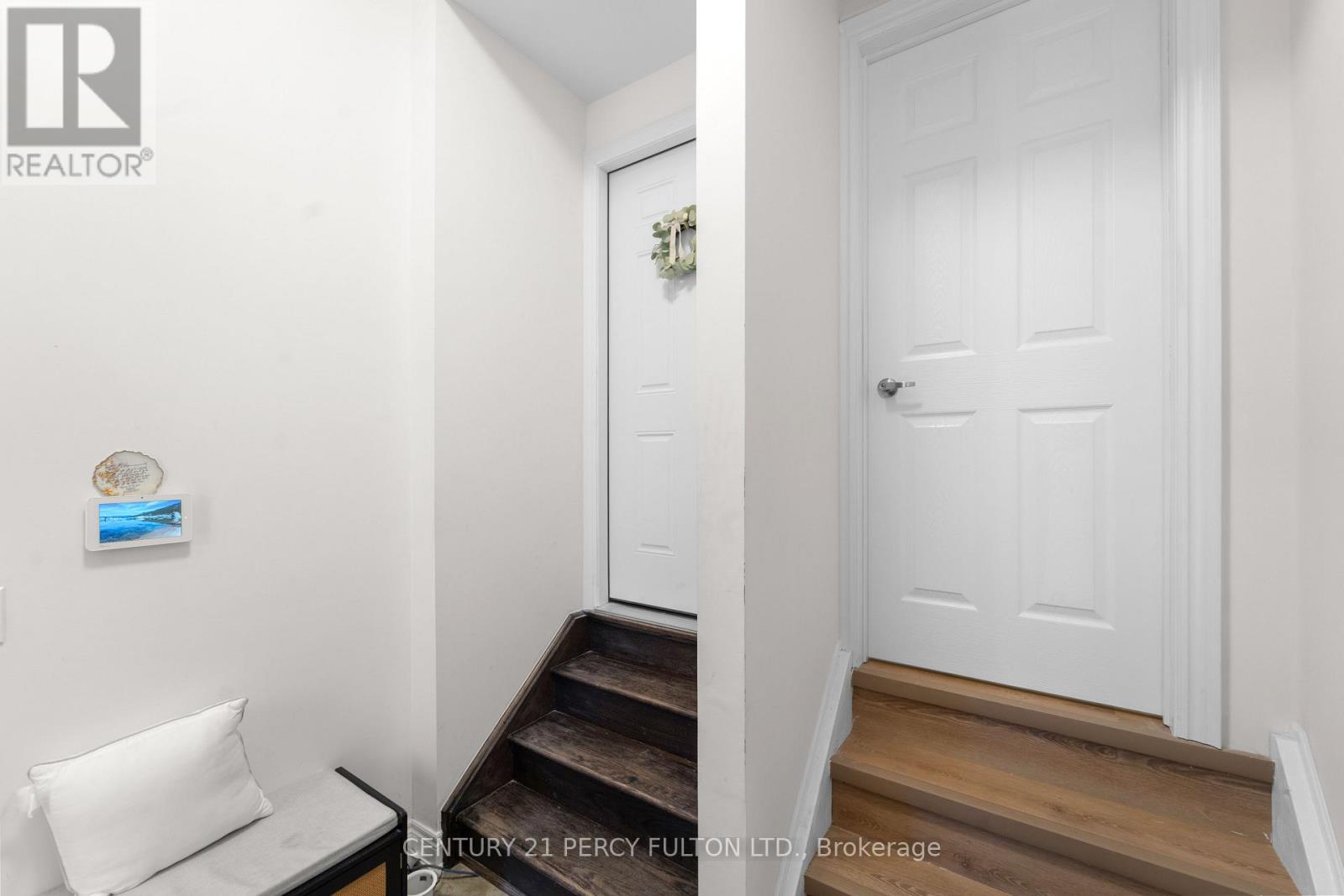 Basement Apartment - 49 Christine Elliott Avenue, Whitby, Ontario  L1P 0B8 - Photo 4 - E12769232