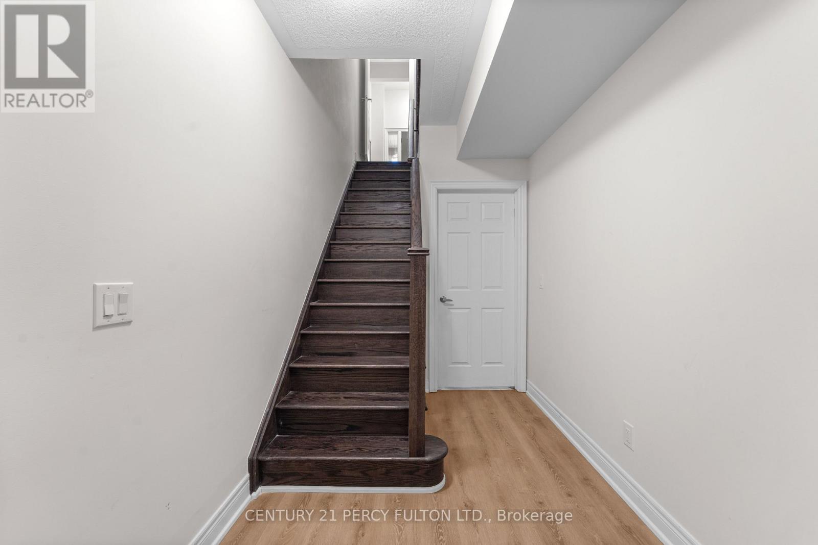 Basement Apartment - 49 Christine Elliott Avenue, Whitby, Ontario  L1P 0B8 - Photo 5 - E12769232