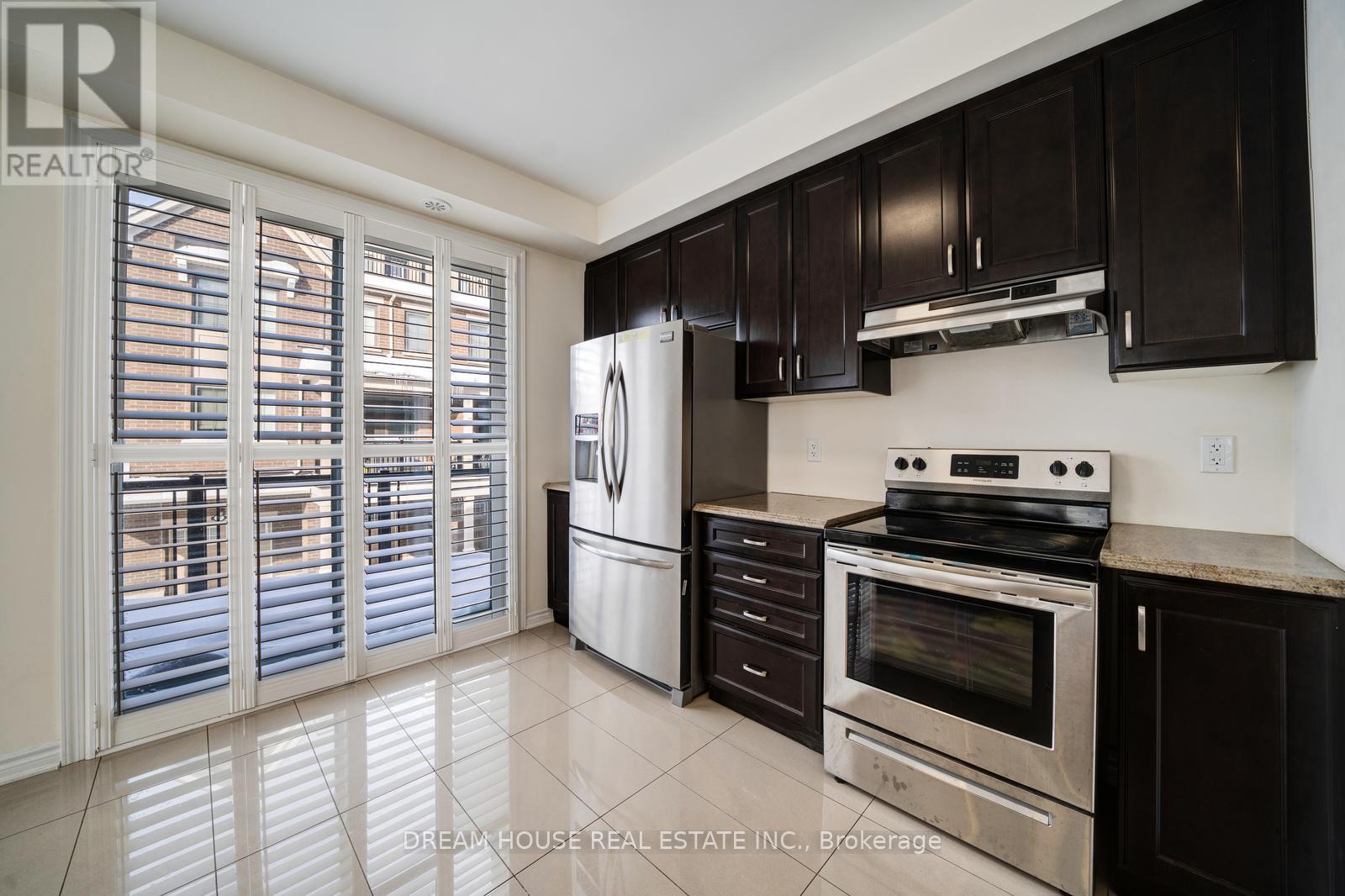 41 - 350 Arthur Bonner Avenue, Markham, Ontario  L6B 1N2 - Photo 18 - N12769182