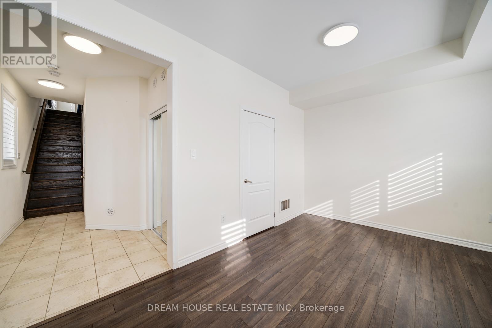 41 - 350 Arthur Bonner Avenue, Markham, Ontario  L6B 1N2 - Photo 9 - N12769182