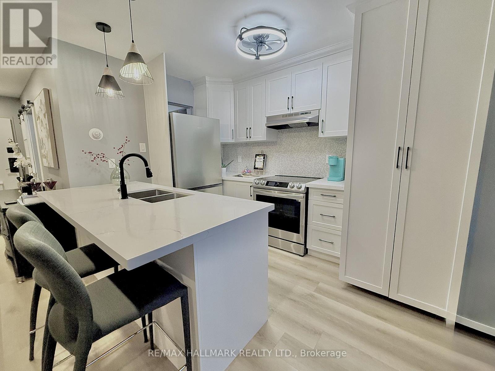 110 - 5 San Romanoway, Toronto, Ontario  M3N 2Y4 - Photo 11 - W12769184