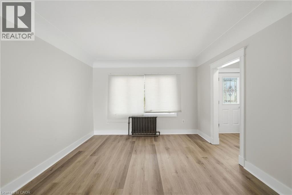 1198 Dunsmure Road, Hamilton, Ontario  L8H 1L2 - Photo 7 - 40803754