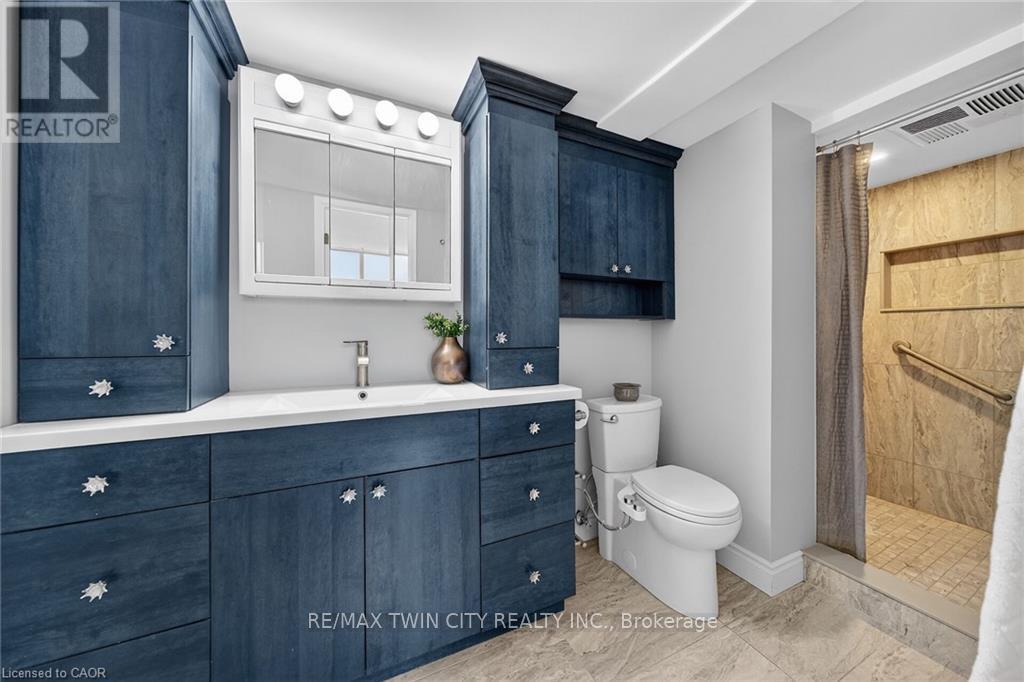 301 - 150 Queen Street, Kitchener, Ontario  N2G 4T7 - Photo 14 - X12769200