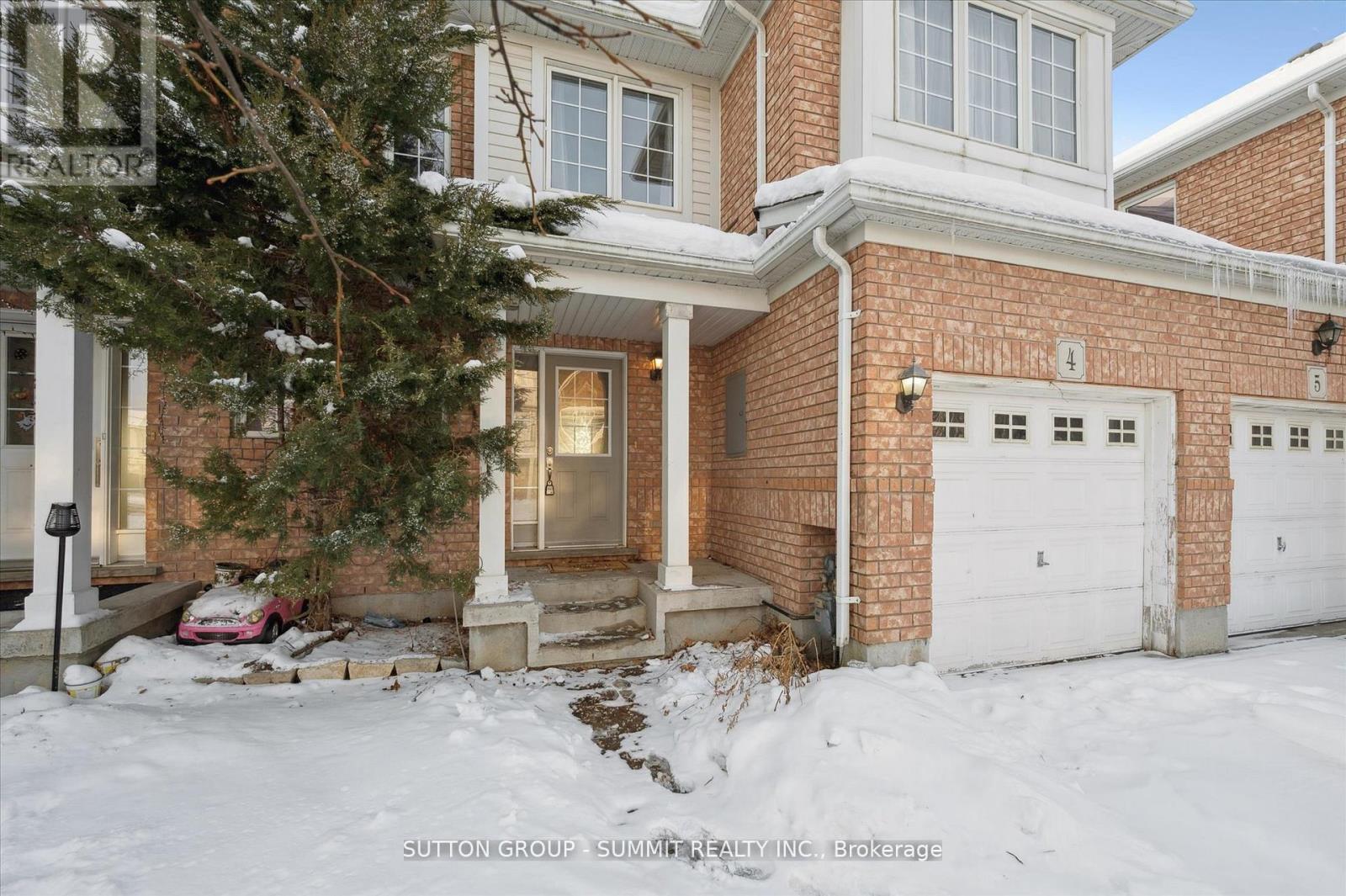 4 - 71 GARTH MASSEY DRIVE, Cambridge, Ontario