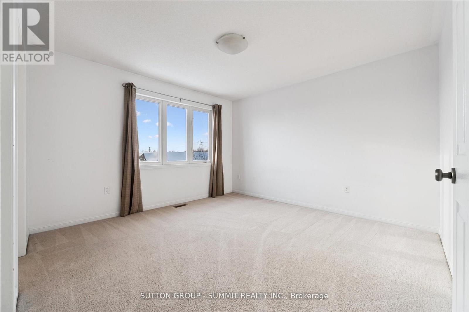 4 - 71 Garth Massey Drive, Cambridge, Ontario  N1T 2G8 - Photo 12 - X12769202