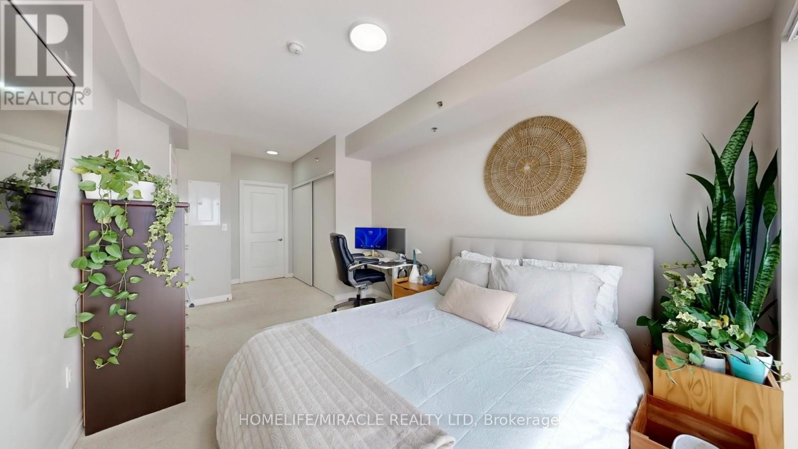 607 - 560 North Service Road, Grimsby, Ontario  L3M 0G1 - Photo 13 - X12769238