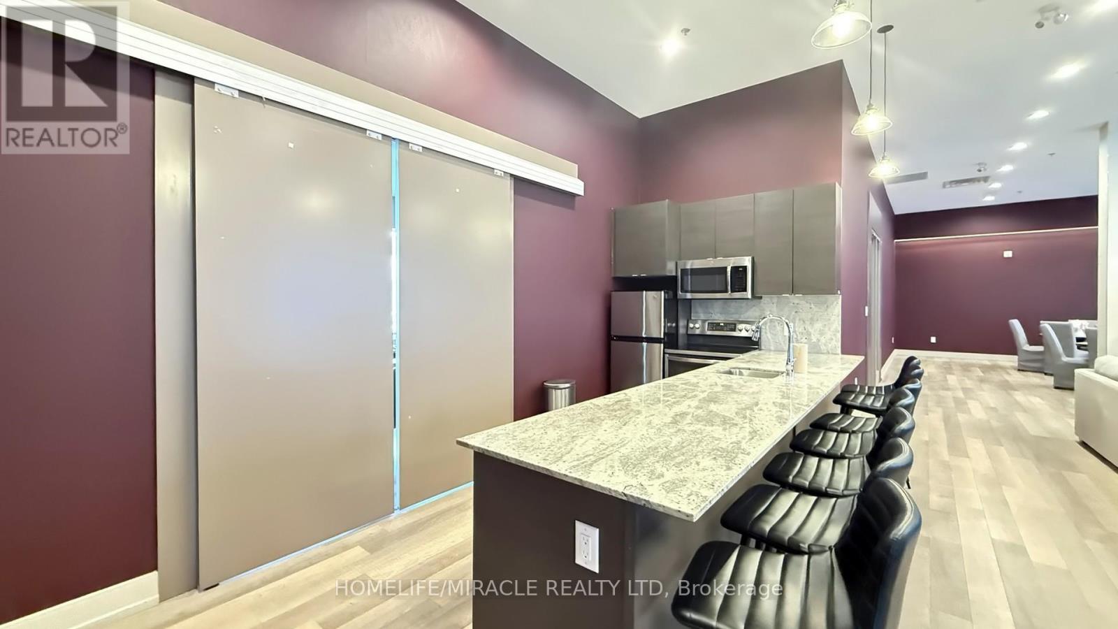 607 - 560 North Service Road, Grimsby, Ontario  L3M 0G1 - Photo 39 - X12769238