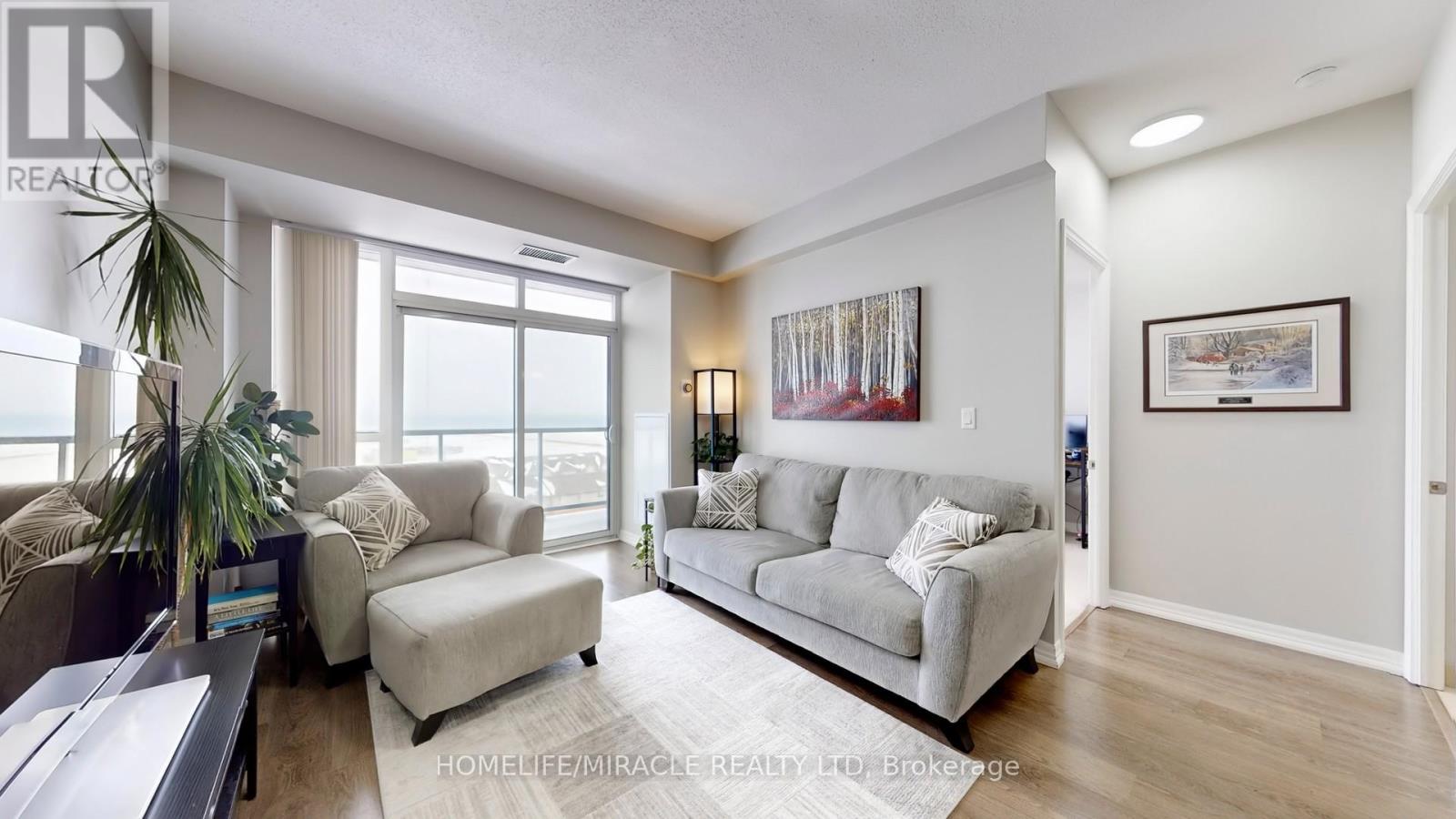 607 - 560 North Service Road, Grimsby, Ontario  L3M 0G1 - Photo 5 - X12769238