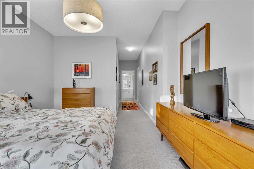 33 Shannon Estates Terrace Sw, Calgary, Alberta  T2Y 4C3 - Photo 30 - A2280542