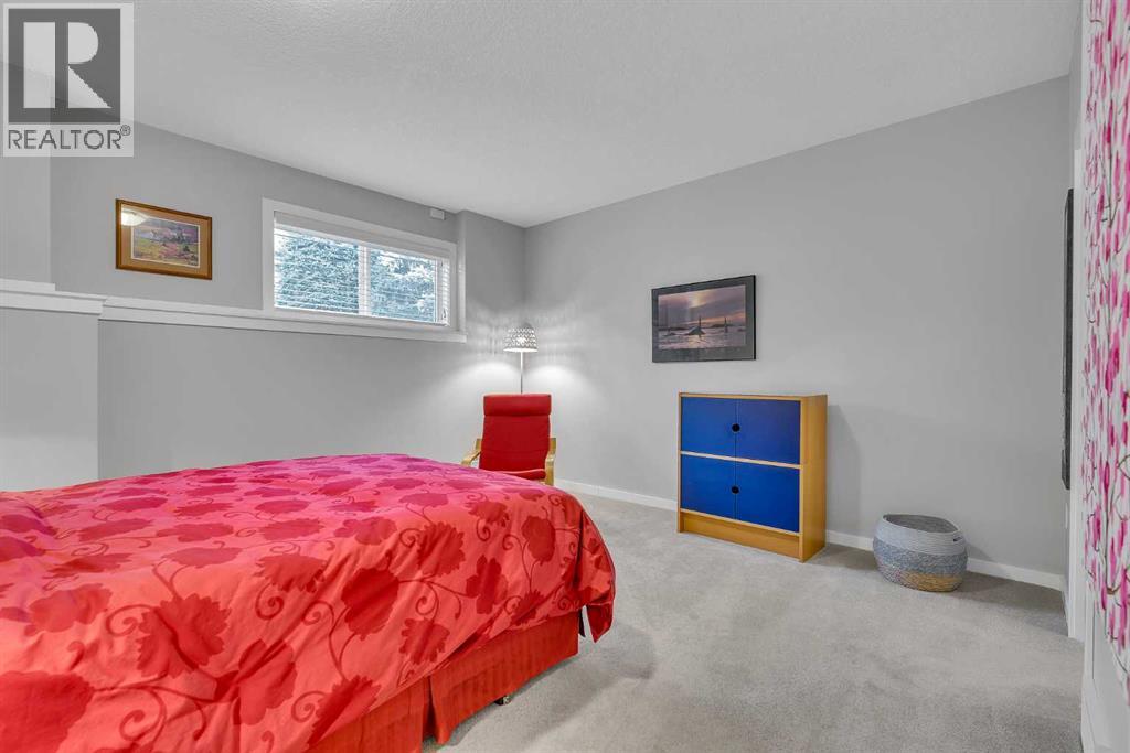 33 Shannon Estates Terrace Sw, Calgary, Alberta  T2Y 4C3 - Photo 39 - A2280542