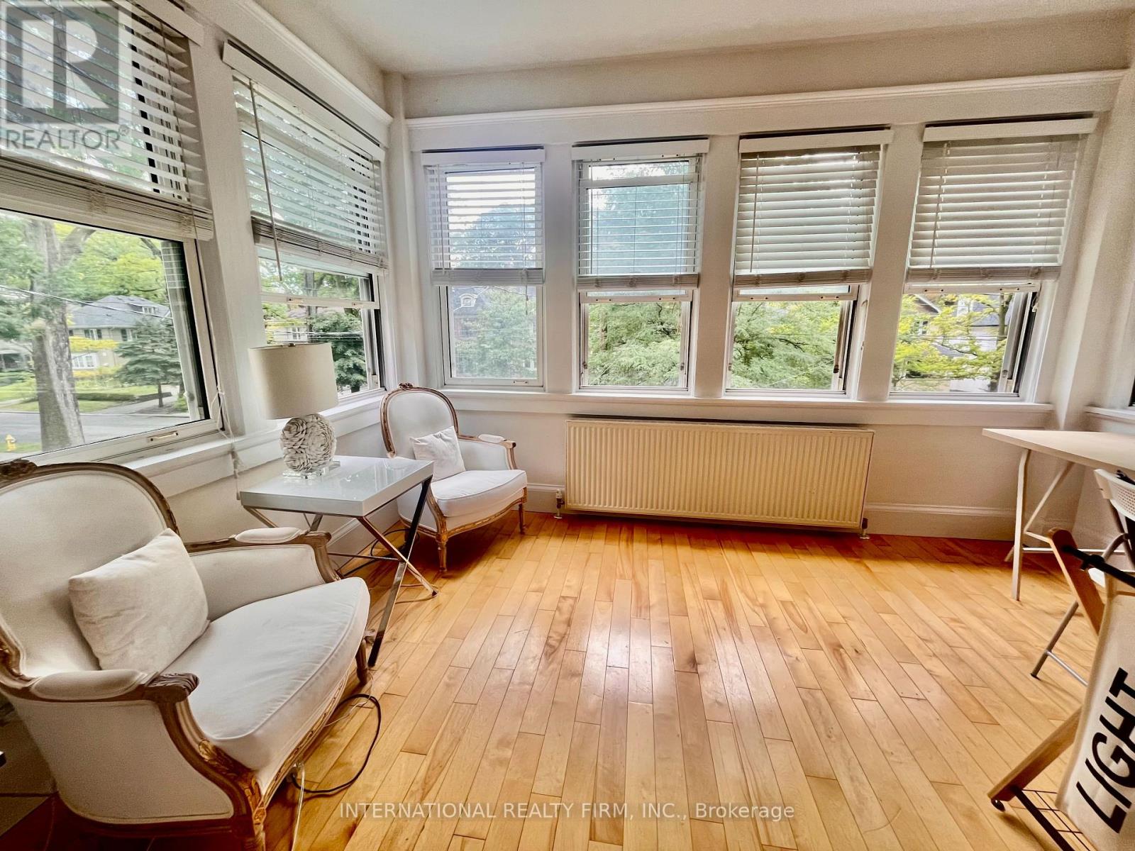 Upper - 220 Rose Park Drive, Toronto (Rosedale-Moore Park), Ontario  M4T 1R5 - Photo 12 - C12767404