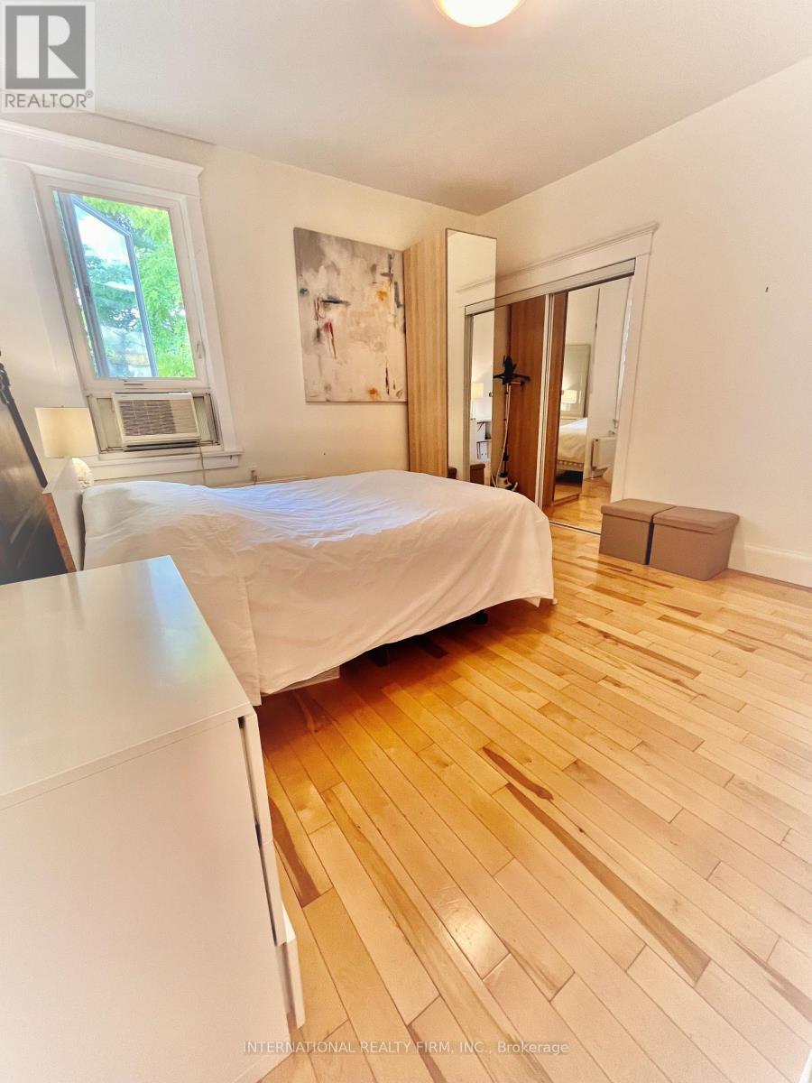 Upper - 220 Rose Park Drive, Toronto (Rosedale-Moore Park), Ontario  M4T 1R5 - Photo 19 - C12767404
