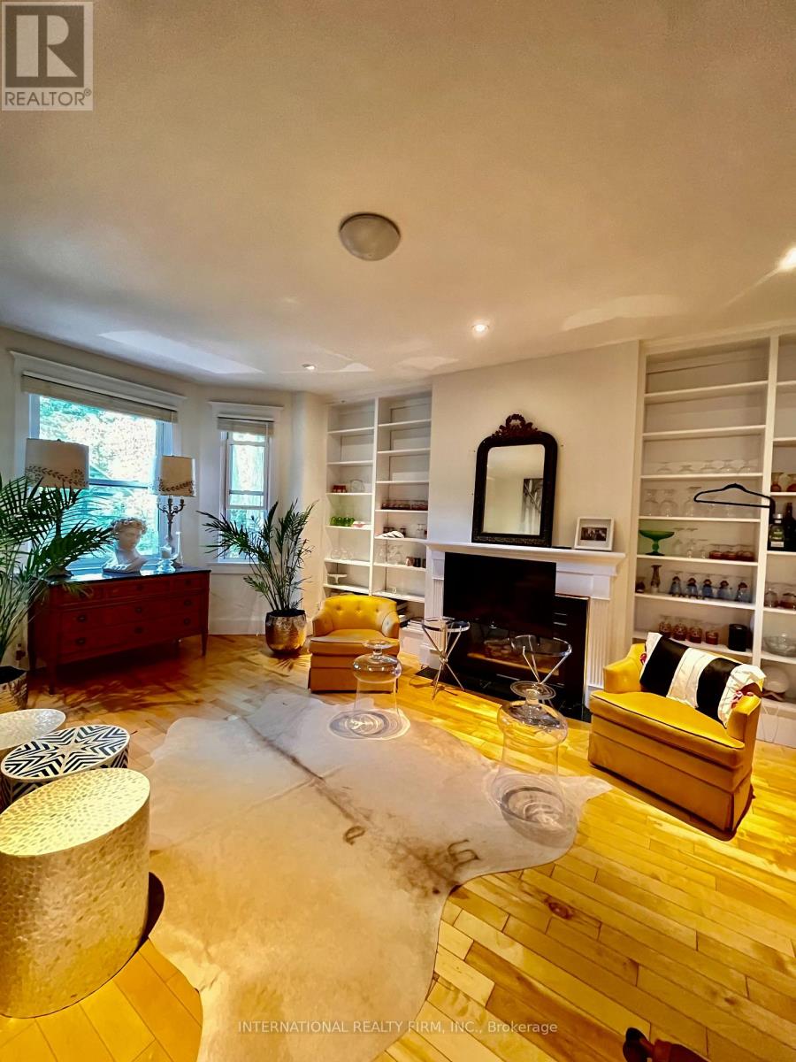 Upper - 220 Rose Park Drive, Toronto (Rosedale-Moore Park), Ontario  M4T 1R5 - Photo 4 - C12767404