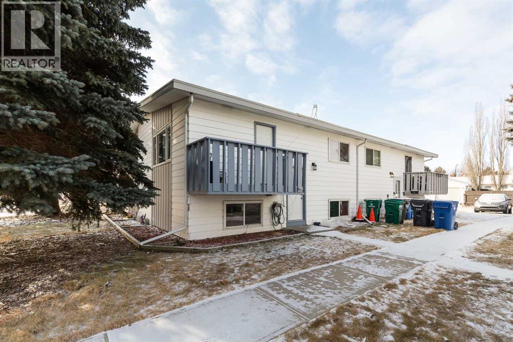 3, 2402 23 Street N, Lethbridge, Alberta