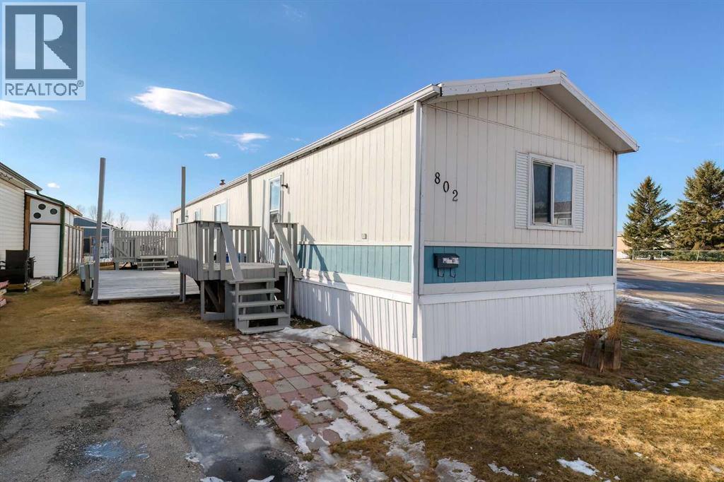 802, 1101 84 Street Ne, Calgary, Alberta  T2A 7X2 - Photo 3 - A2283320
