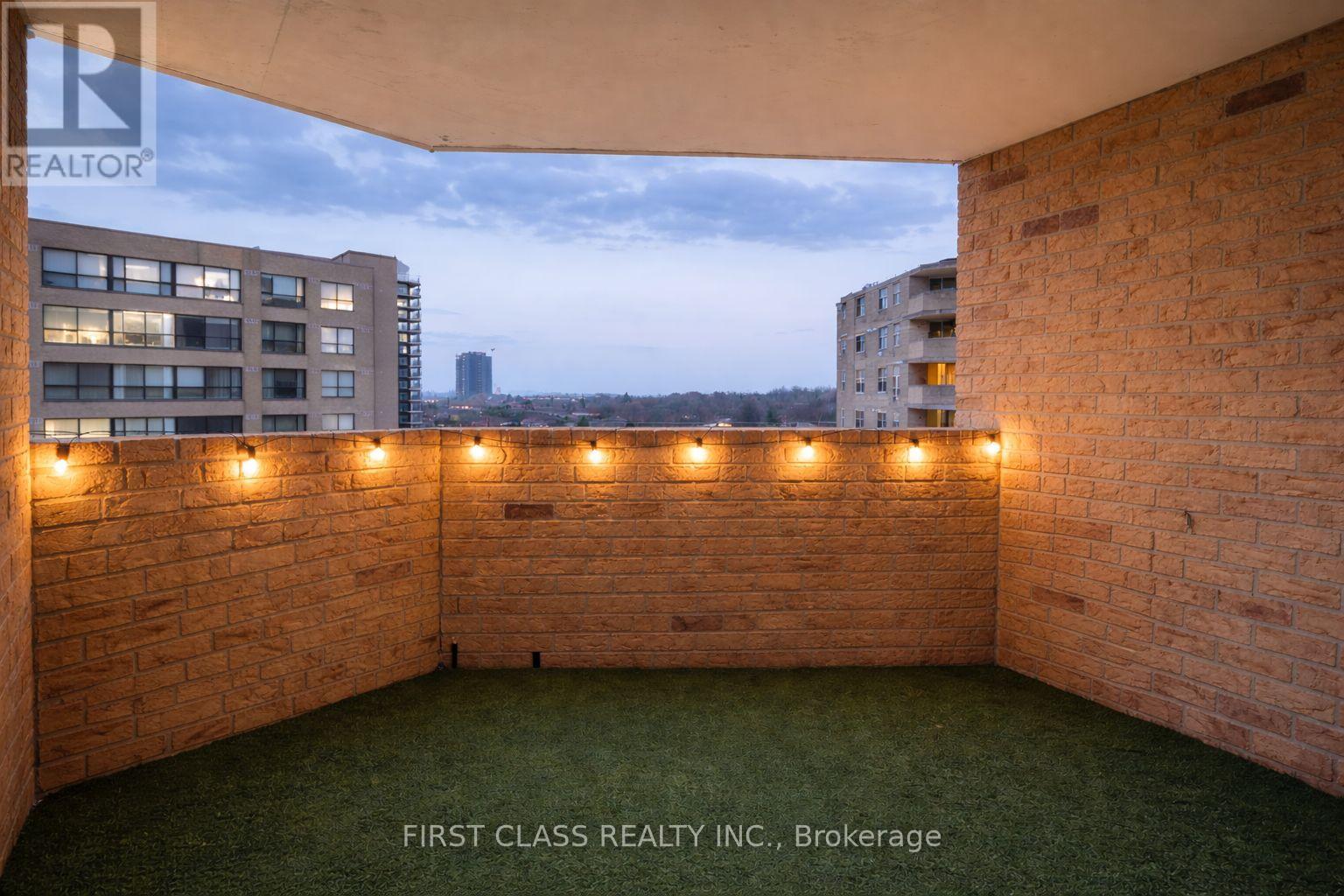 812 - 260 Davis Drive, Newmarket, Ontario  L3Y 7C3 - Photo 28 - N12683460