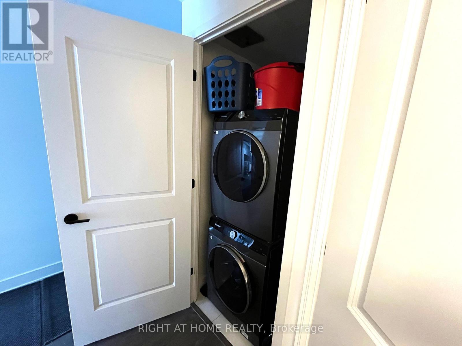 212 - 2343 Khalsa Gate, Oakville, Ontario  L6M 5R6 - Photo 8 - W12748848