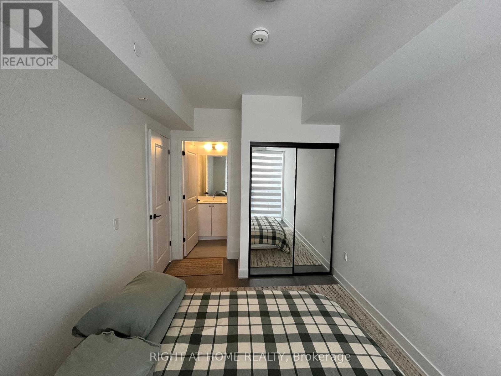 212 - 2343 Khalsa Gate, Oakville, Ontario  L6M 5R6 - Photo 11 - W12748848