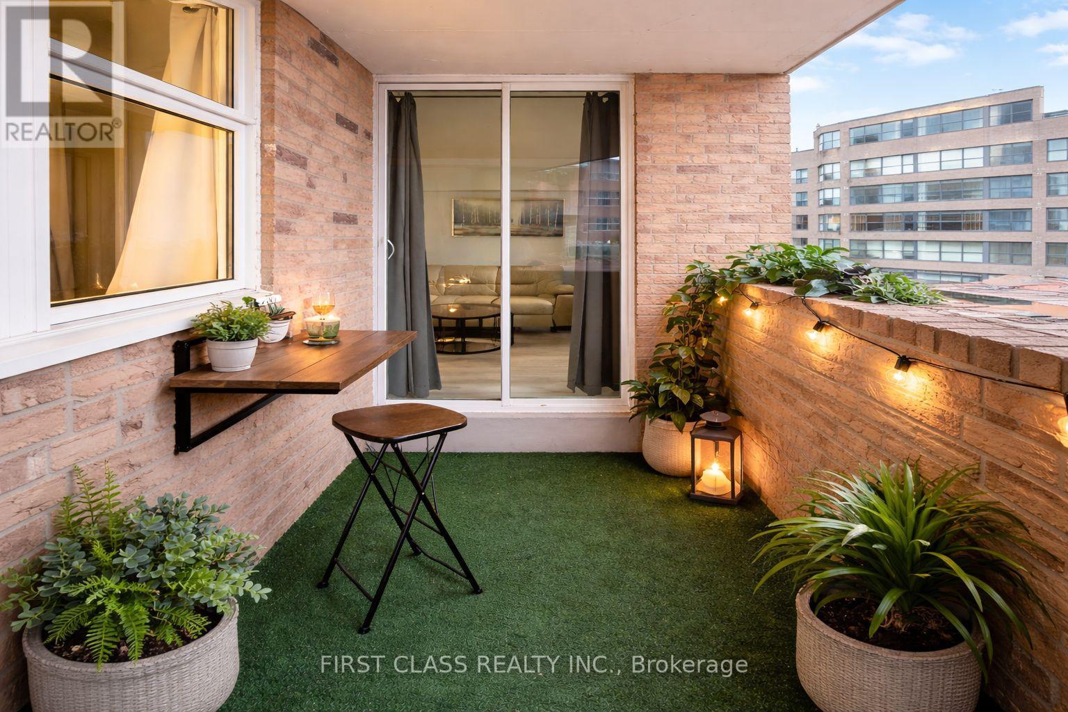 812 - 260 Davis Drive, Newmarket, Ontario  L3Y 7C3 - Photo 27 - N12683460