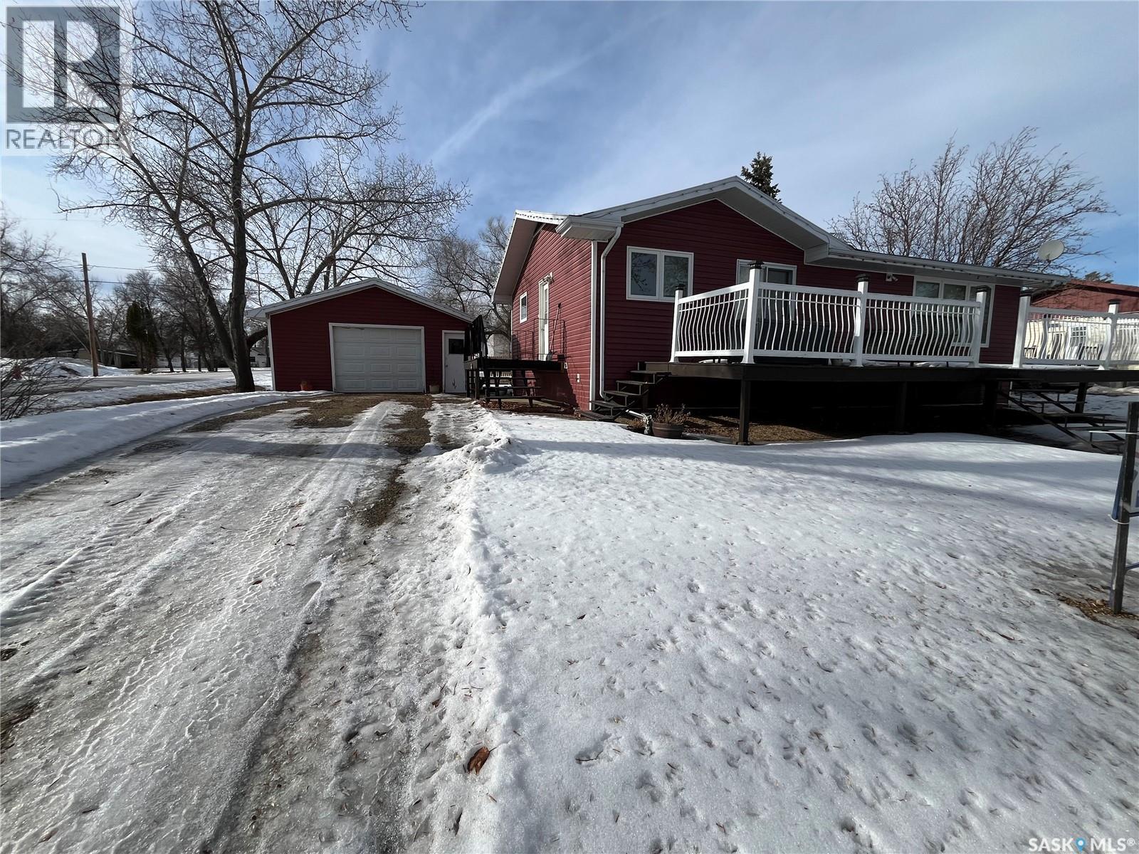 500 Reed Street, Morse, Saskatchewan  S0H 3C0 - Photo 2 - SK025602