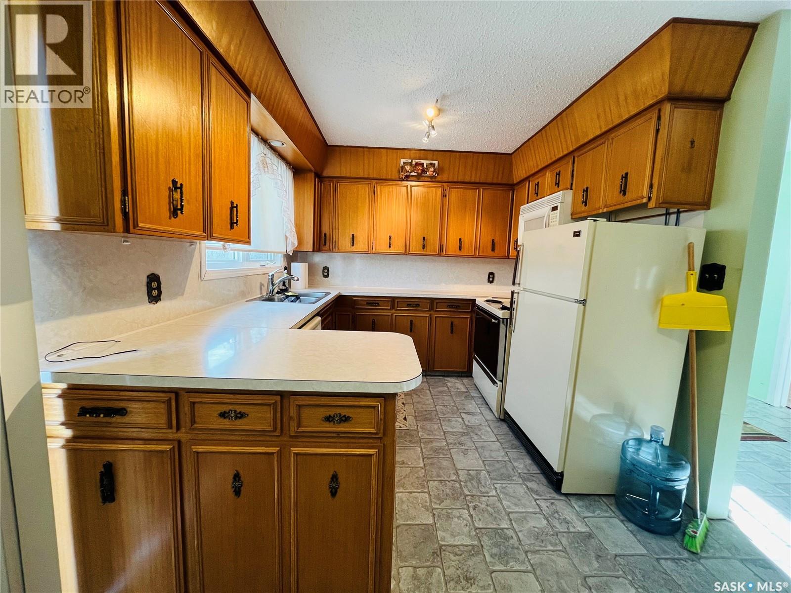 500 Reed Street, Morse, Saskatchewan  S0H 3C0 - Photo 7 - SK025602