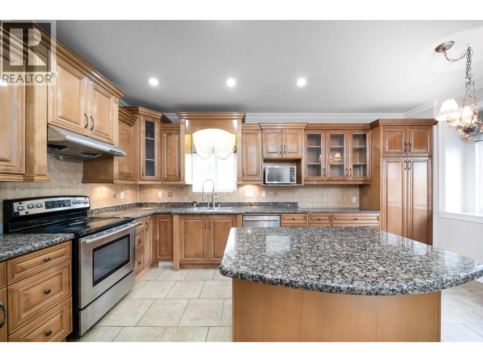 6391 Neville Street, Burnaby, British Columbia  V5E 1A5 - Photo 10 - R3078706