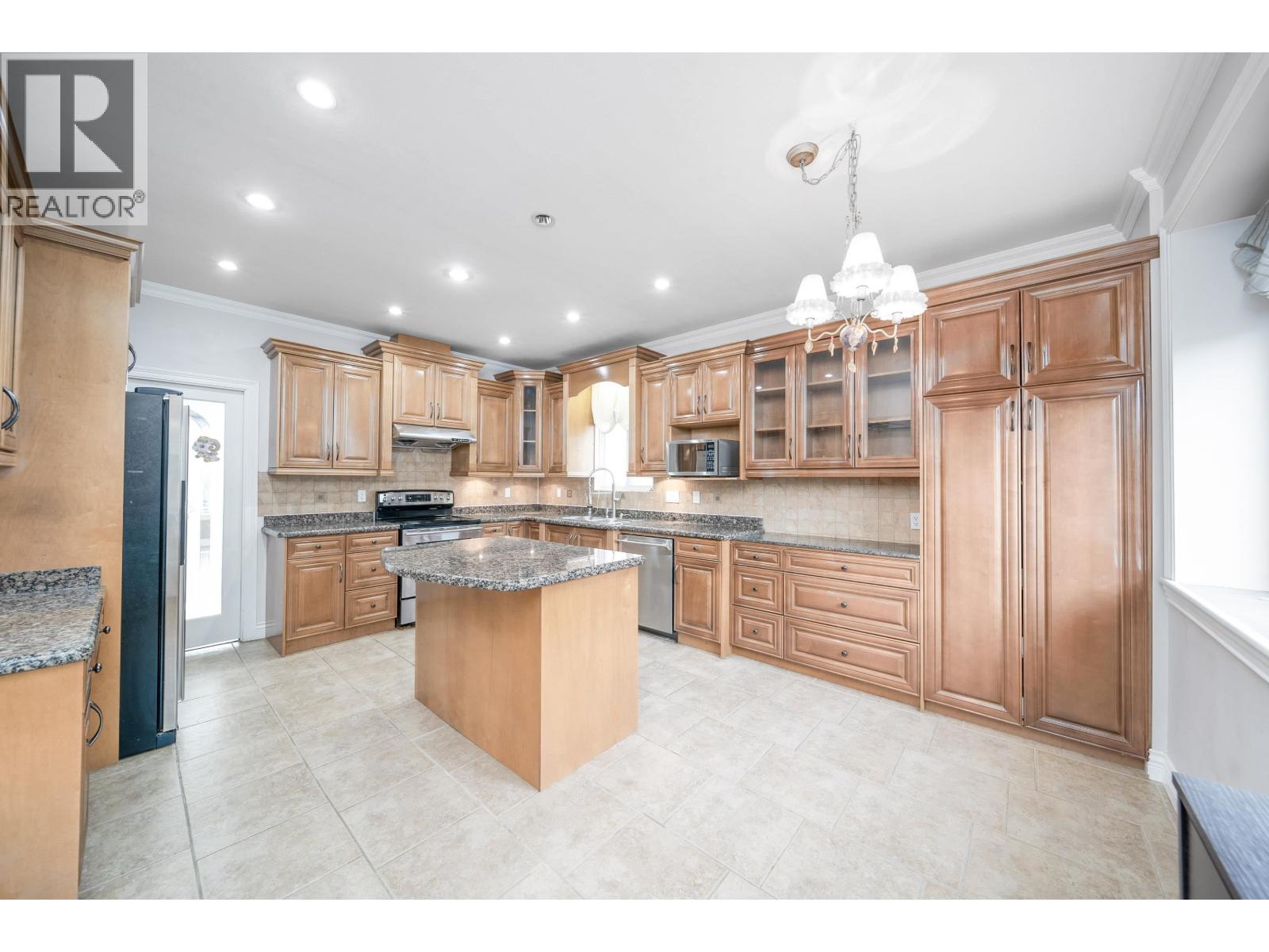 6391 Neville Street, Burnaby, British Columbia  V5E 1A5 - Photo 11 - R3078706