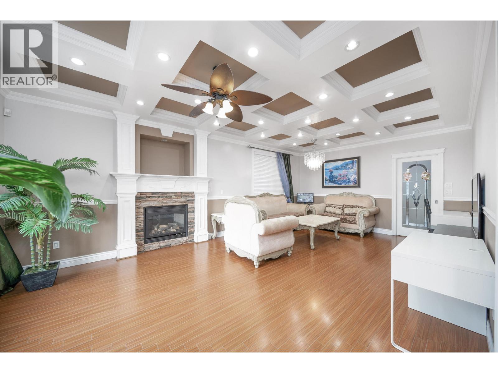 6391 Neville Street, Burnaby, British Columbia  V5E 1A5 - Photo 6 - R3078706