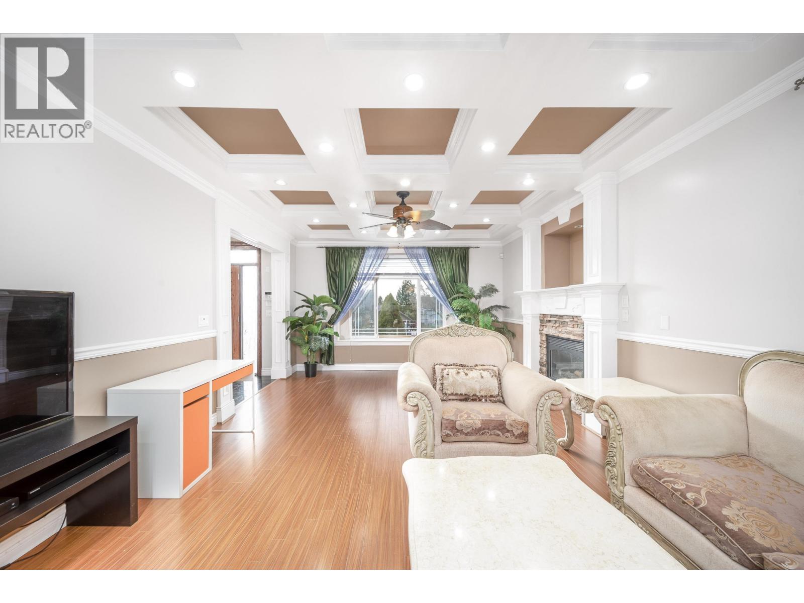 6391 Neville Street, Burnaby, British Columbia  V5E 1A5 - Photo 8 - R3078706