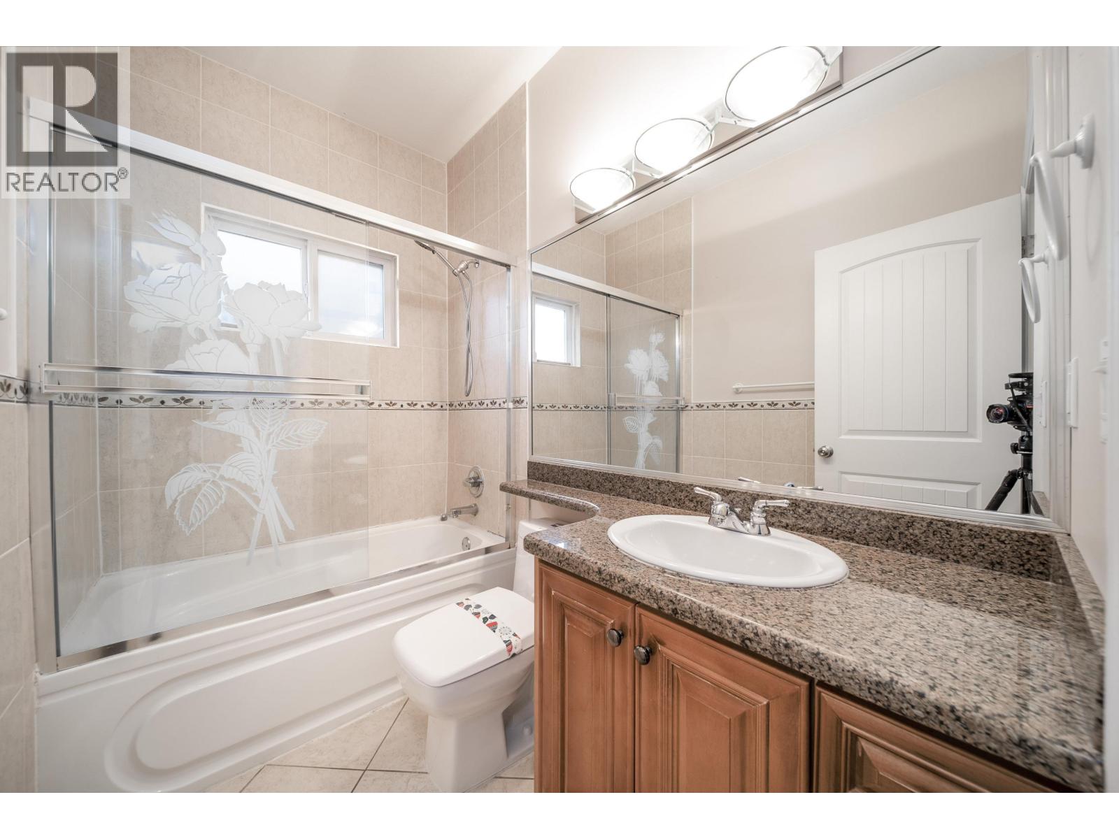 6391 Neville Street, Burnaby, British Columbia  V5E 1A5 - Photo 18 - R3078706