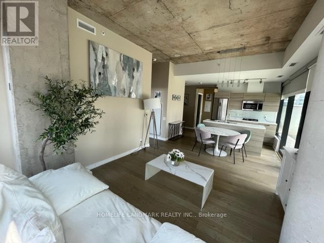 1602 - 11 Charlotte Street, Toronto, Ontario  M5V 0M6 - Photo 14 - C12769250