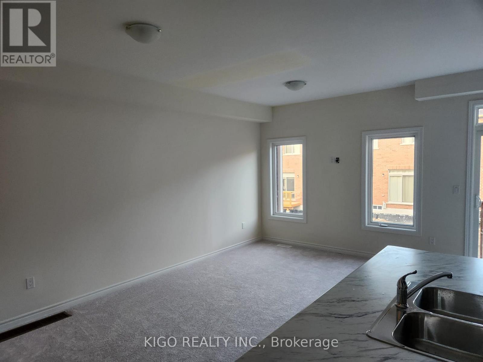 93 North Garden Boulevard, Scugog, Ontario  L9L 1B3 - Photo 4 - E12769276