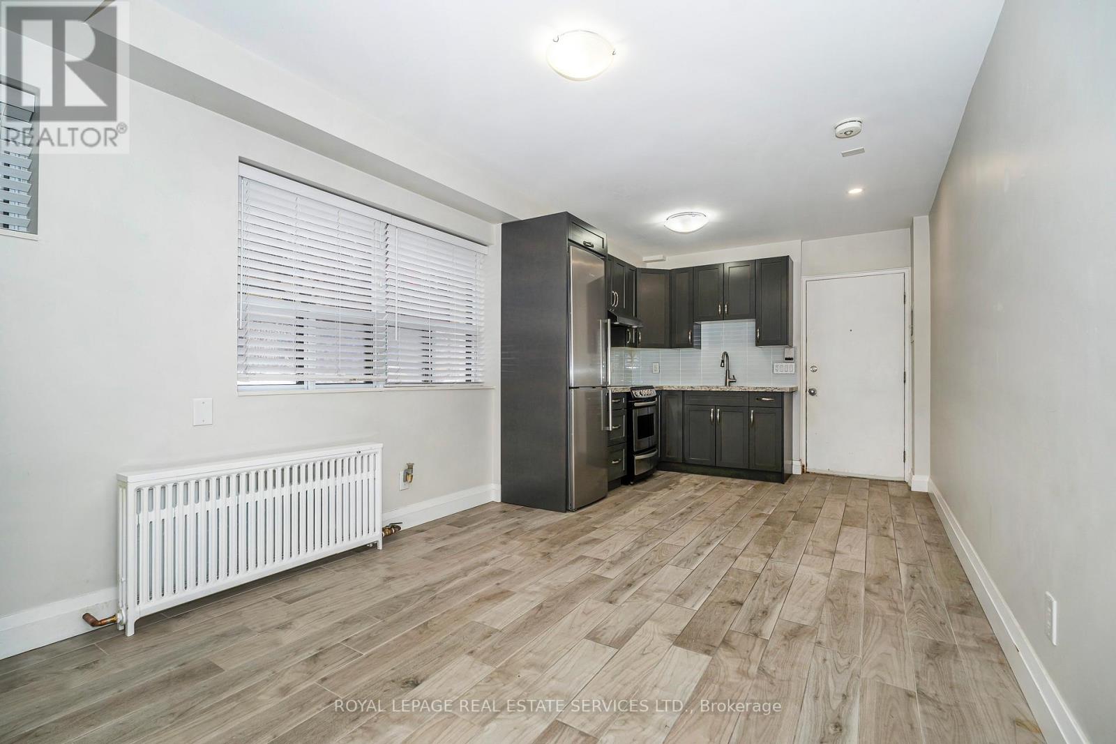 2 - 2637 Keele Street, Toronto, Ontario  M6L 2P2 - Photo 10 - W12769270