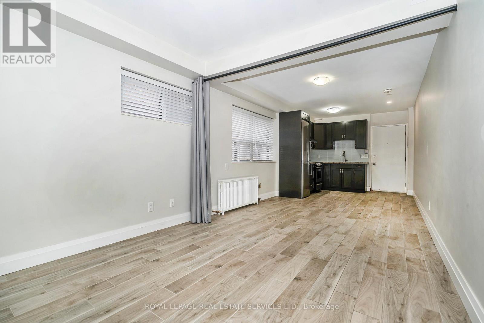 2 - 2637 Keele Street, Toronto, Ontario  M6L 2P2 - Photo 8 - W12769270