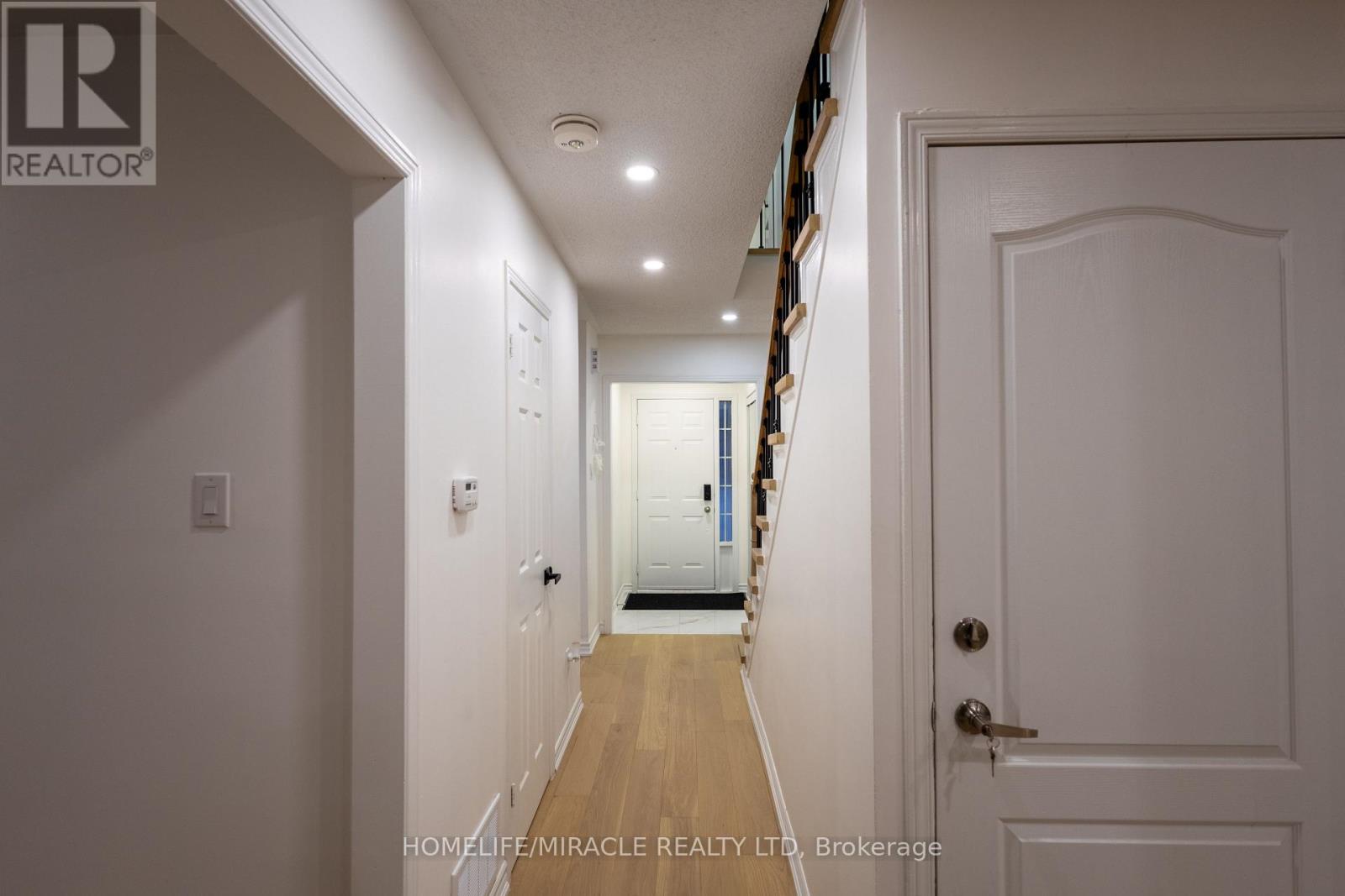 2 Santa Anita Court, Brampton, Ontario  L6Y 4P8 - Photo 15 - W12769286