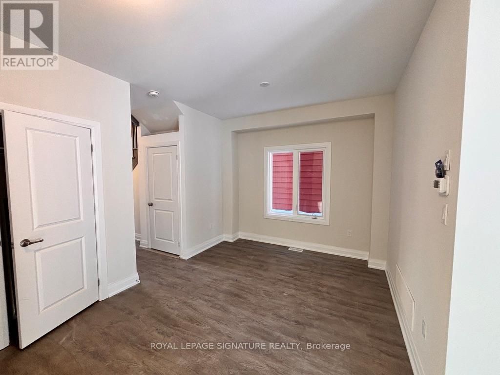 115 Mceachern Lane, Gravenhurst, Ontario  P1P 0H8 - Photo 4 - X12769262